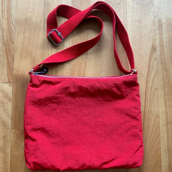 Kipling Red Crossbody - Picture 2 of 3
